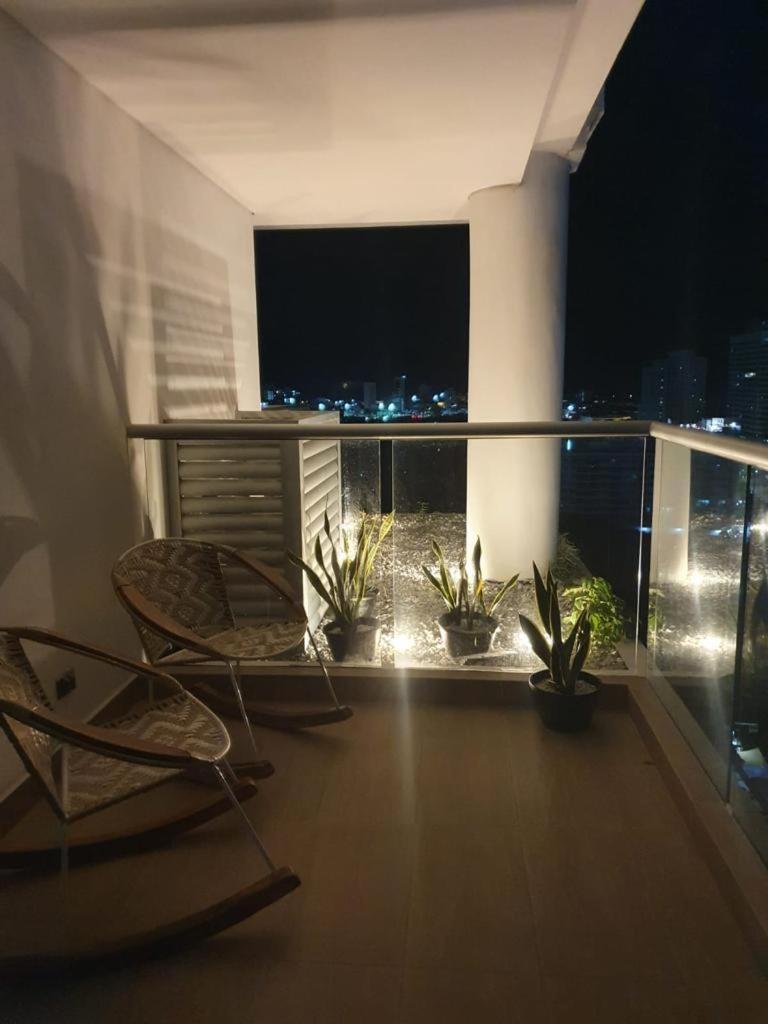 Apartamentos Cartagena Marbella Suite Luaran gambar