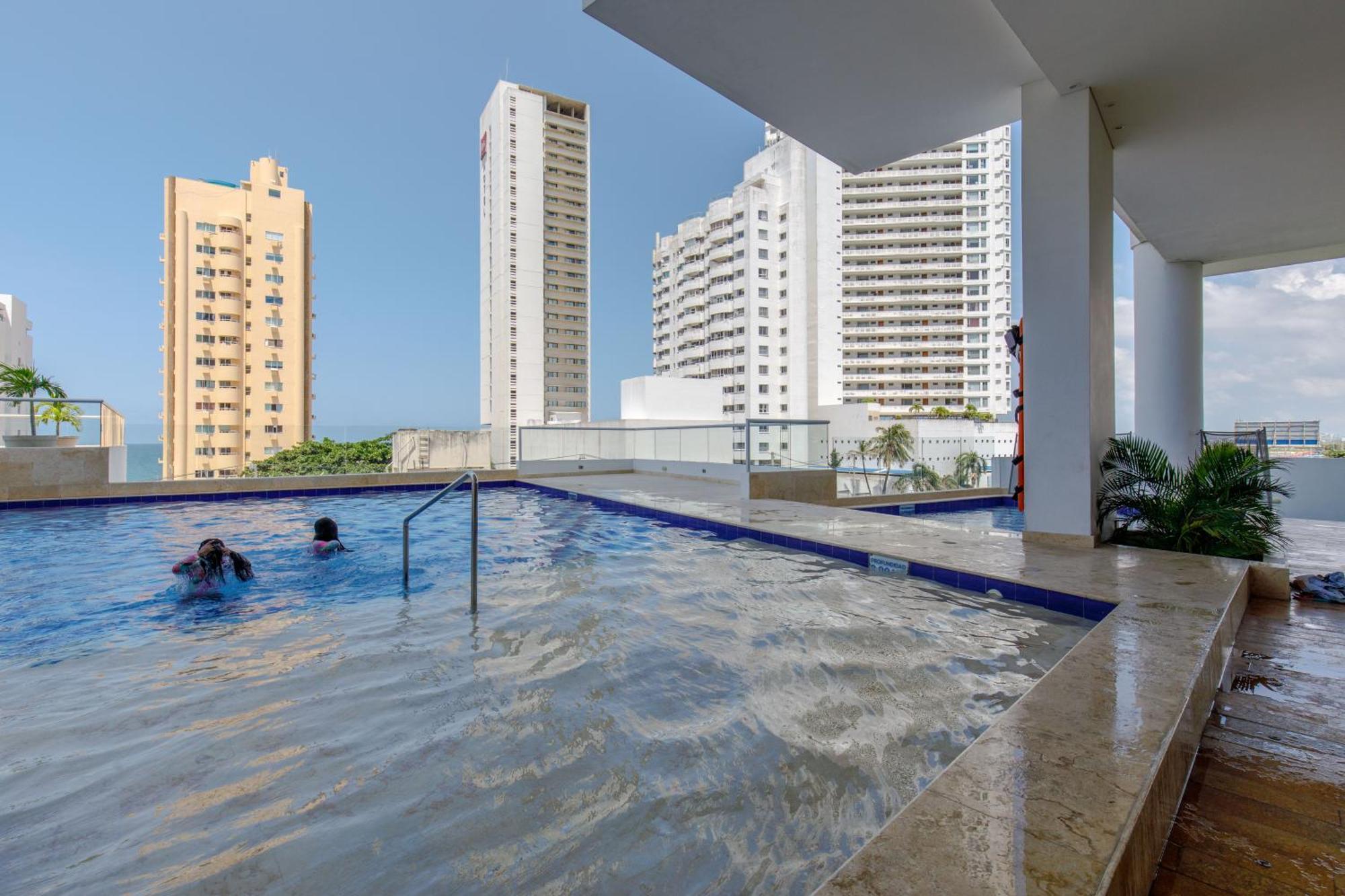 Apartamentos Cartagena Marbella Suite Luaran gambar
