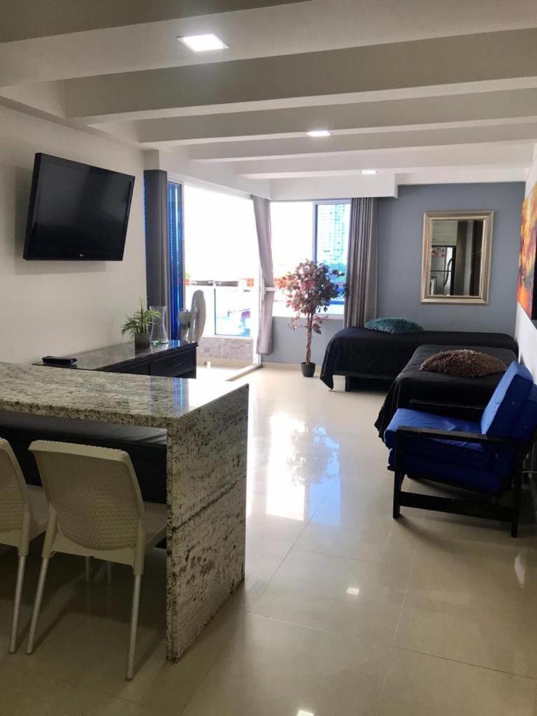 Apartamentos Cartagena Marbella Suite Luaran gambar